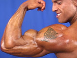 2002 NPC Teen/Collegiate Nationals Men’s Backstage Posing Part 1