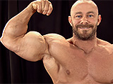 2013 NPC Juniors Nationals Men’s Bodybuilding Backstage Posing Part 1